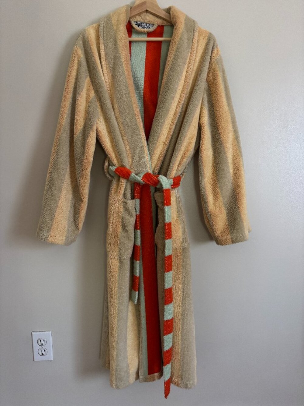 DUSEN DUSEN Robe Size L